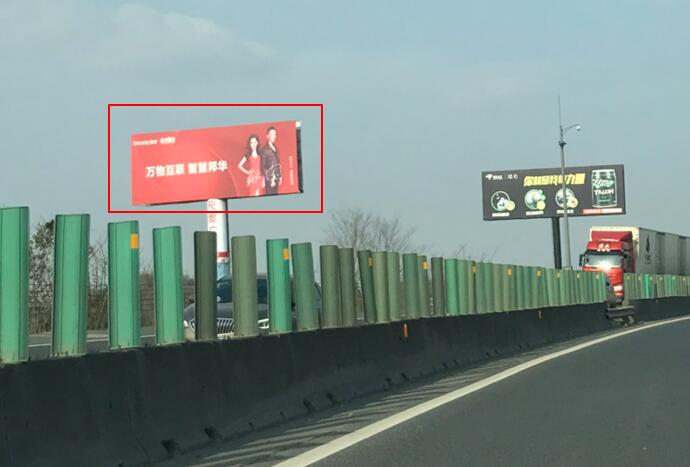 成都高速单立柱广告